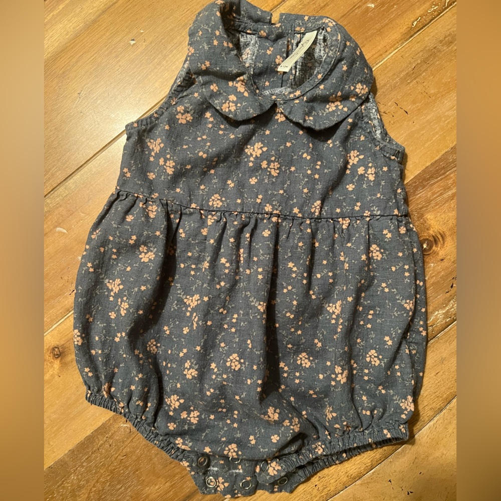 Rylee and Cru Cora Romper | Dark Floral 6-12 M